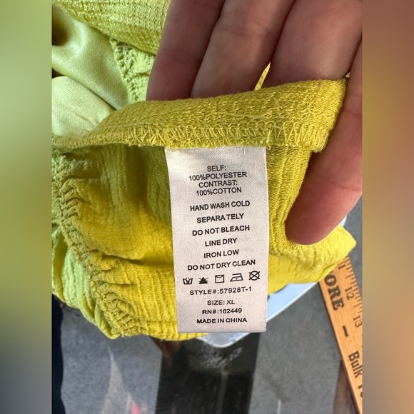 Milk & honey women's linen halter top chartruese Anthropologie crochet boho exc - Picture 2 of 6